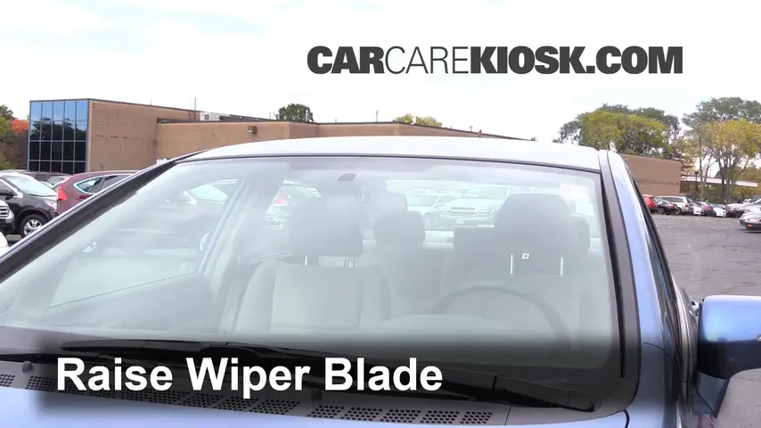 2010 Honda Civic Hybrid 1.3L 4 Cyl. Windshield Wiper Blade (Front) Replace Wiper Blades